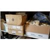 Image 1 : LARGE LOT OF LIGHTBULBS