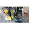 Image 2 : LOT OF 3 VACUUMS