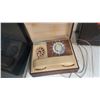 Image 1 : EXECUTIVE PHONE IN WOOD CARVED BOX BC TELL