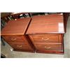 Image 1 : PAIR OF AMERICAN MARTINSVILLE 2 DRAWER NIGHTSTANDS
