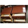 Image 2 : PAIR OF AMERICAN MARTINSVILLE 2 DRAWER NIGHTSTANDS