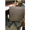 Image 2 : 2 OFFICE CHAIRS
