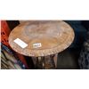 Image 2 : DECORATIVE METAL AND WOOD PLANTER STAND
