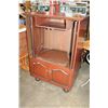 Image 2 : ENTERTAINMENT CABINET