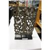Image 1 : CHINESE EASTERN WOOD CARVING ON STAND