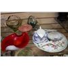 Image 1 : ART GLASS DISH AND BASKETS