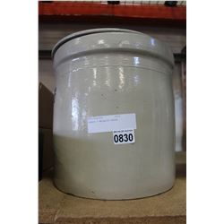 NUMBER 5 MEDALTA CROCK