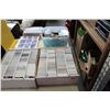 Image 1 : LOT OF HOCKEY CARDS