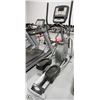 Image 3 : MATRIX ELLIPTICAL TRAINER ON CHOICE