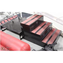 METAL STAIRS WITH STAND