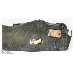 LEVI'S NEW JEANS 30X32