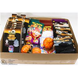 LARGE FLAT OF ASSORTED HALLOWEEN DECORATIONS