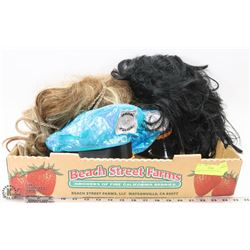 HALLOWEEN 2 WIGS AND 2 POLICE CAPS