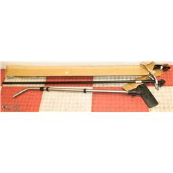 COMMERCIAL VACUUM ATTACHMENT SOLD WITH