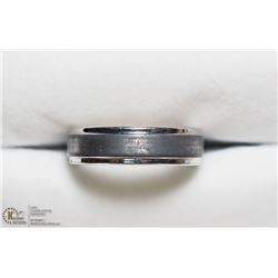 11) TUNGSTEN MEN'S RING SIZE 6.5