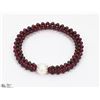 Image 2 : 18) ST. SILVER GARNET & FRESHWATER PEARL BRACELET