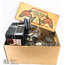 ESTATE BOX WITH LIQUOR PUMP, EMPTY SMOKE SALMON