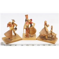 SET OF 3 VINTAGE WOOD CARVED
