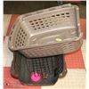 Image 1 : LARGE PETMATE PET CARRIER