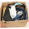Image 1 : BOX OF PURSES
