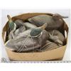 Image 1 : BOX OF 9 DUCK DECOYS OUTDOOR