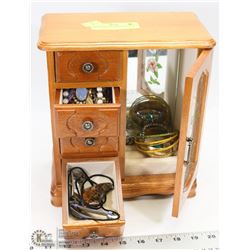 JEWELRY BOX WITH CONTENTS