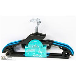 BUNDLE OF 10 NEW NO SLIP HANGERS