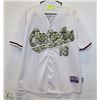 Image 1 : BALTIMORE ORIOLES SIZE 48 JERSEY.