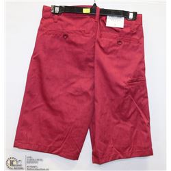 NEW MENS SHORTS SIZE 28