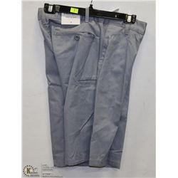 NEW MENS SHORTS SIZE 28