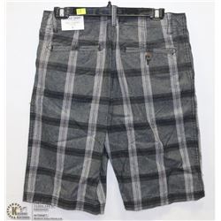 NEW MENS SHORTS SIZE 32