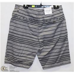 NEW MENS SHORTS SIZE 32