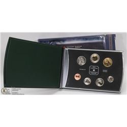2004 CANADIAN SPECIMEN SET IN BOX.