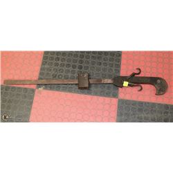 VINTAGE 100LB SLIDING SCALE