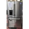 Image 1 : GE DOUBLE DOOR BOTTOM FREEZER STAINLESS STEEL