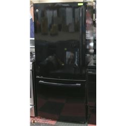 GE BLACK BOTTOM FREEZER REFRIGERATOR