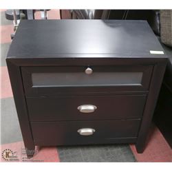 ESTATE BLACK SOLID WOOD 3-DRAWER