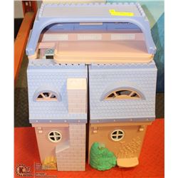 FISHER PRICE DOLL PLAYHOUSE