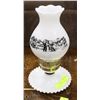 Image 1 : VINTAGE CURRIER AND IVES MILK GLASS LAMP