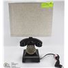 Image 1 : TELEPHONE STYLE TABLE LAMP 26" TALL
