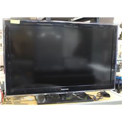 SAMSUNG 40" LCD TV