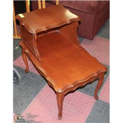 VINTAGE TIERED MAPLE SIDE TABLE