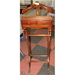 SOLID WOOD VALET STAND