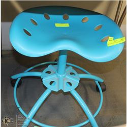 IMITATION TRACTOR SEAT STOOL
