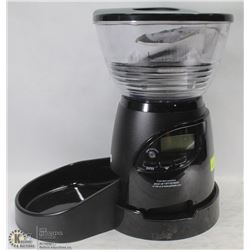 ASPEN PET AUTOMATIC DOG FEEDER WITH