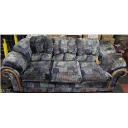 86" CLASSIC SOFA