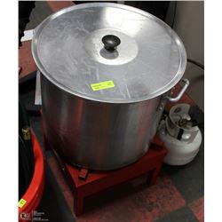 TURKEY FRYER WITH POT