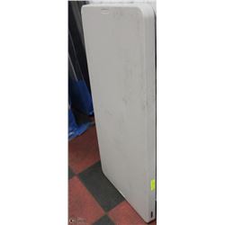 LIFETIME RESIN TABLE 4' X 2'