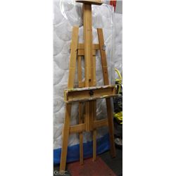ART EASEL