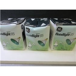 3 New GE Floodlights green  / great for Halloween or Christmas Lighting